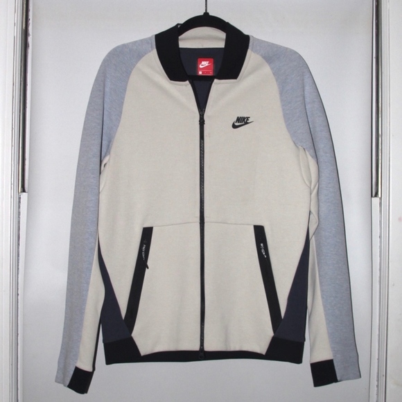 nike tech jacket